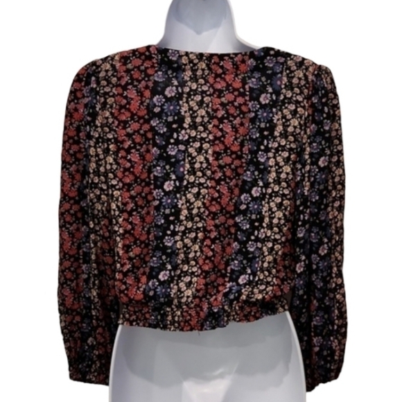 American Eagle Floral Balloon Sleeve Wrap Top - Picture 7 of 8